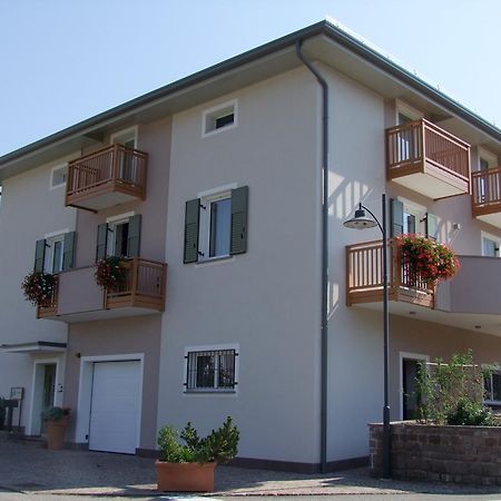 Agritur Fior Di Melo Apartment Nanno Luaran gambar