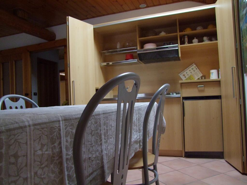 Agritur Fior Di Melo Apartment Nanno Luaran gambar